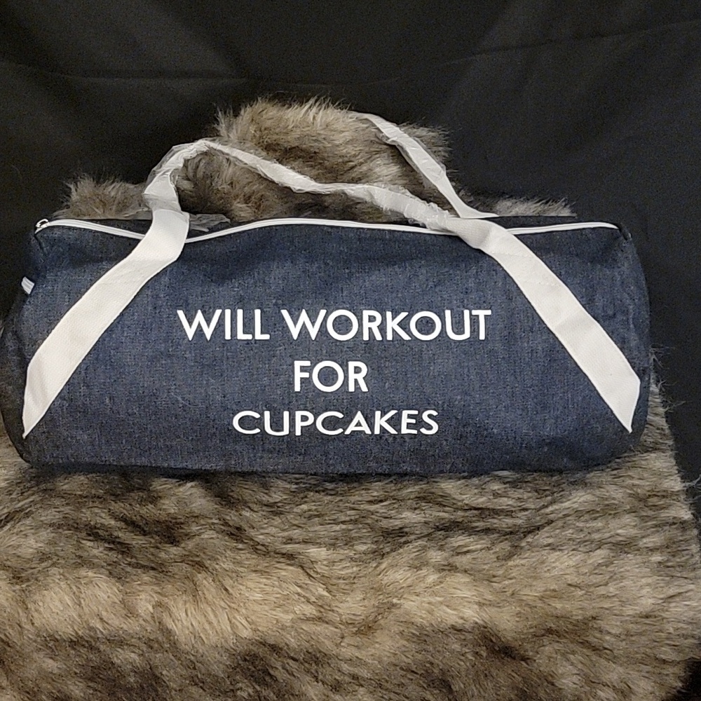 Will Workout for Cupcakes Gym Bag